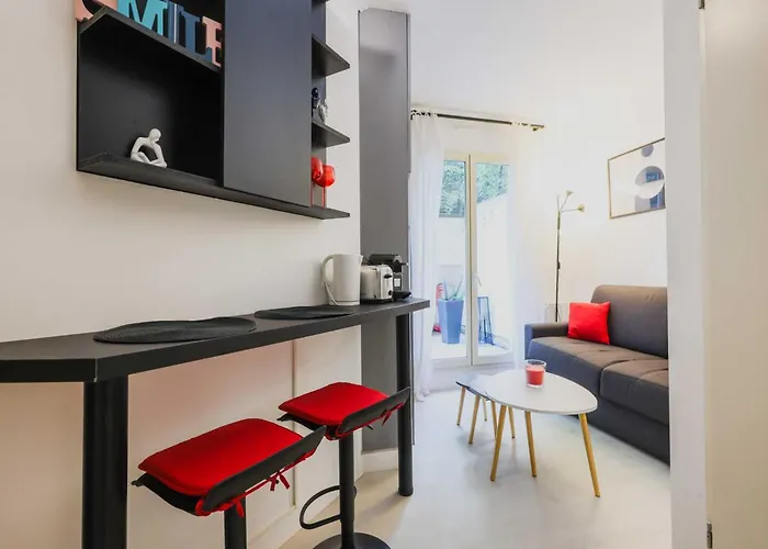 Apartment Peaceful With Terace For 2p - Sacre-c Ur *