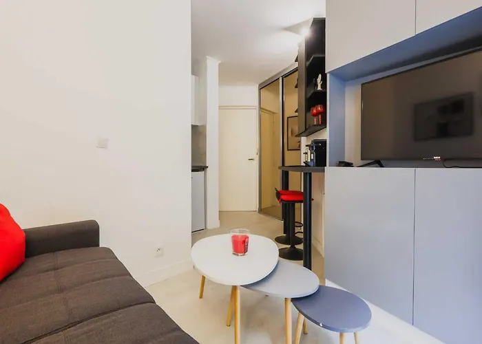 Apartment Peaceful With Terace For 2p - Sacre-c Ur