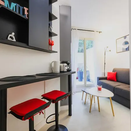 Appartement Peaceful With Terace For 2p - Sacre-c Ur *