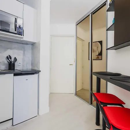 Peaceful With Terace For 2p - Sacre-c Ur