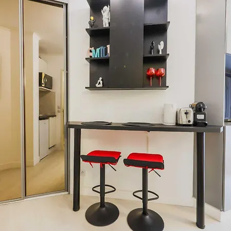 Peaceful With Terace For 2p - Sacre-c Ur Appartement *